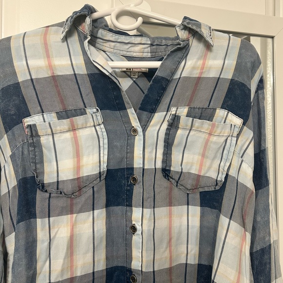 Kut from the Kloth Blue and White Plaid Button-Down Shirt - Picture 4 of 16